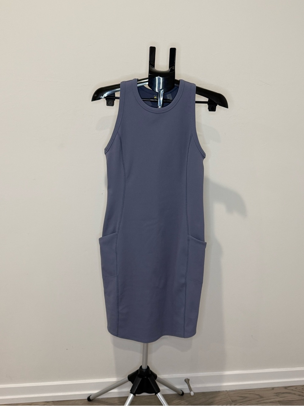 Zella Sleeveless Ponte Shift Dress in Dusty Lavender